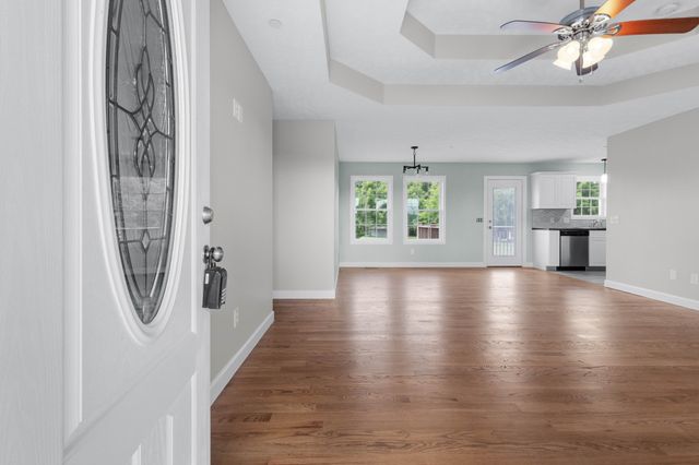 1020 LOGANVIEW WAY, Springfield, TN 37172