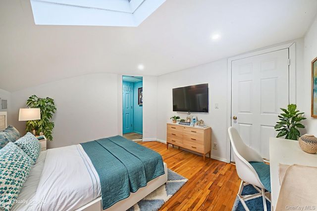 20 Blythe Road, Ronkonkoma, NY 11779