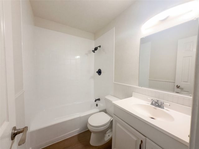 802 N Hughes Street, Howe, TX 75459