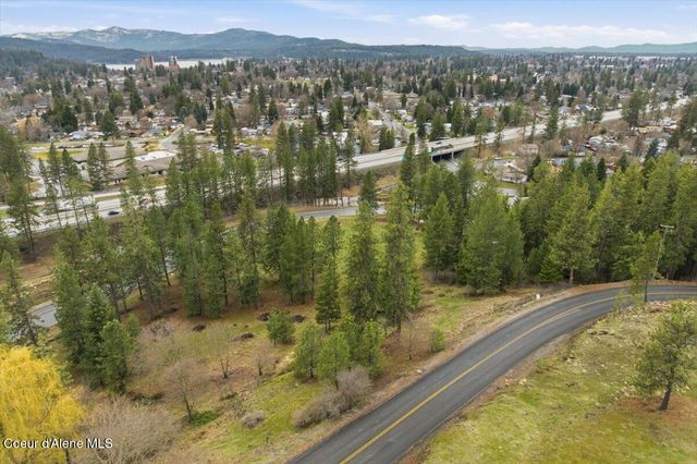 2594 E Fernan Hill RD, Coeur D'alene, ID 83814