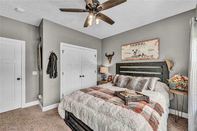 364 31st Street SW, Barberton, OH 44203