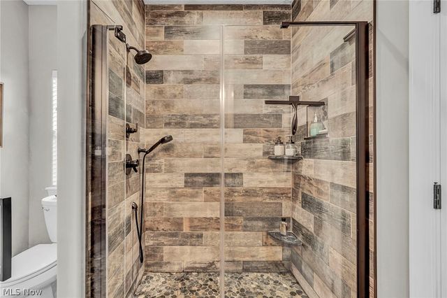 364 31st Street SW, Barberton, OH 44203