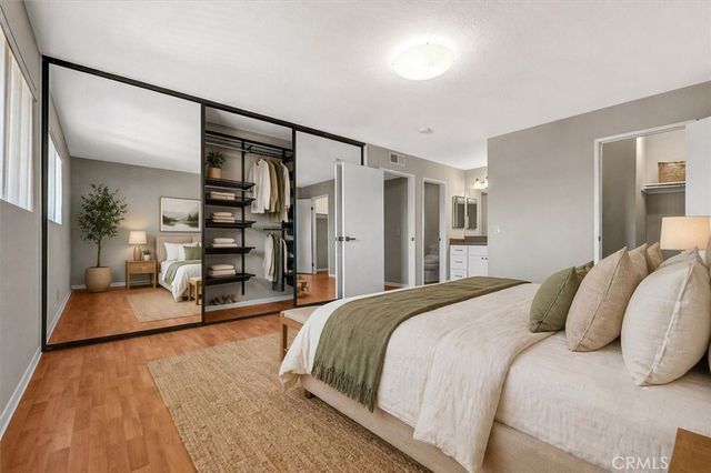 1304 Stanley 10, Glendale, CA 91206