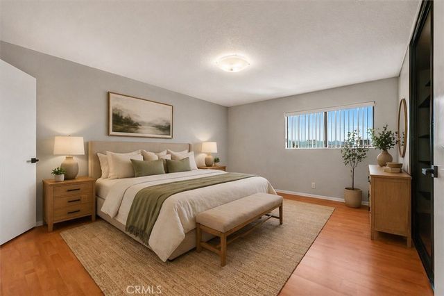 1304 Stanley 10, Glendale, CA 91206