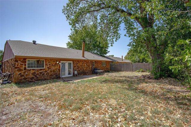 8909 NW 80th Street, Oklahoma City, OK 73132