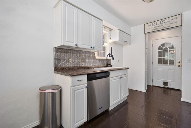 8909 NW 80th Street, Oklahoma City, OK 73132