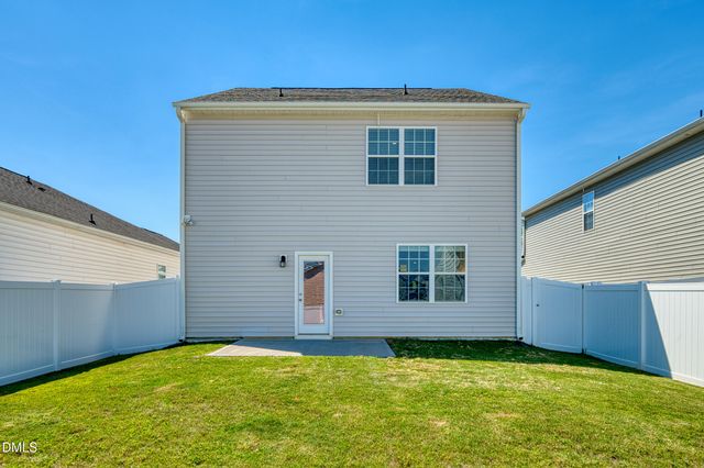 30 Branch Wood Drive, Fuquay Varina, NC 27526