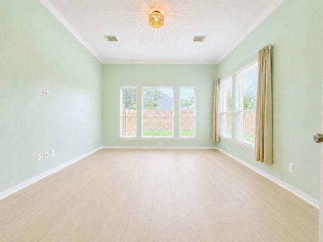 3043 Summercrest Drive, Pearland, TX 77584