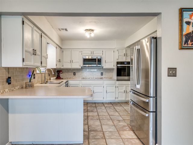12635 S 119TH East Avenue, Broken Arrow, OK 74011