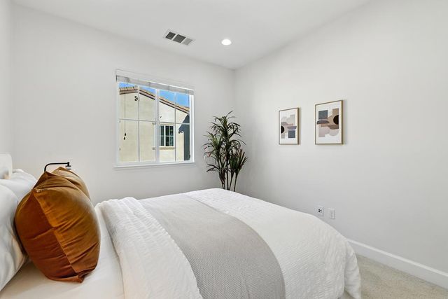 541 Holthouse Terrace, Sunnyvale, CA 94087