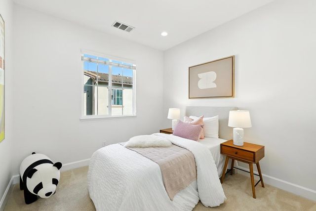 541 Holthouse Terrace, Sunnyvale, CA 94087