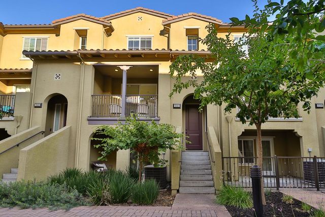 541 Holthouse Terrace, Sunnyvale, CA 94087