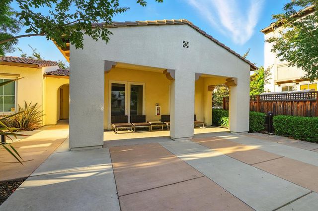 541 Holthouse Terrace, Sunnyvale, CA 94087