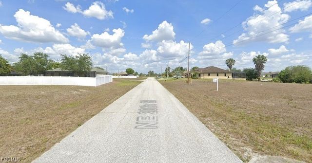 614 NE 20th ST, Cape Coral, FL 33909