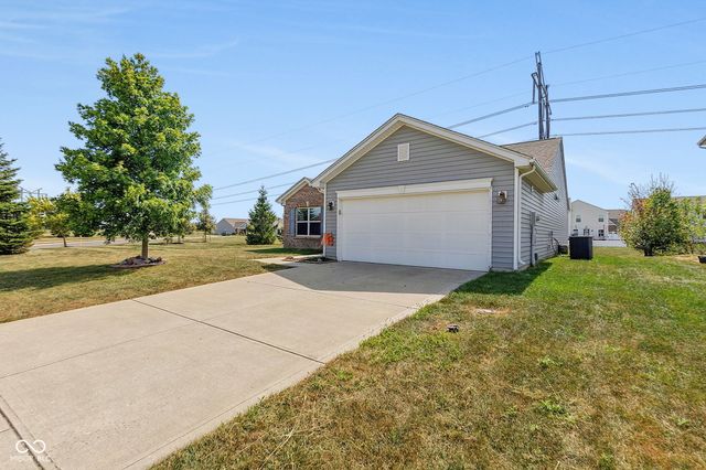 5785 White Pine Road, Whitestown, IN 46075