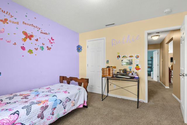 5785 White Pine Road, Whitestown, IN 46075