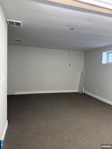 330 Boulevard, Hasbrouck Heights, NJ 07604