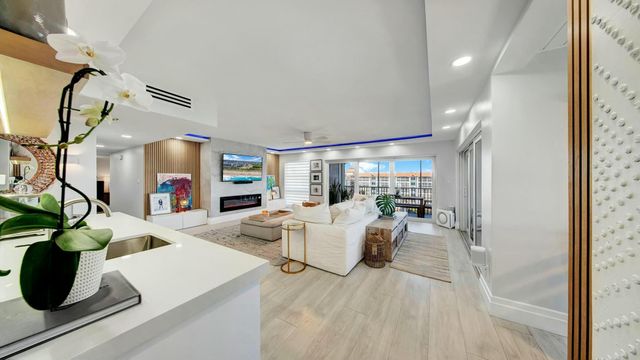2871 N Ocean Boulevard N D502, Boca Raton, FL 33431