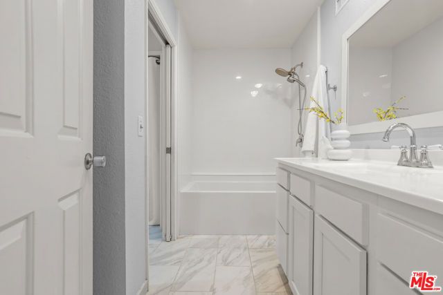 478 S Madison Avenue 2, Pasadena, CA 91101