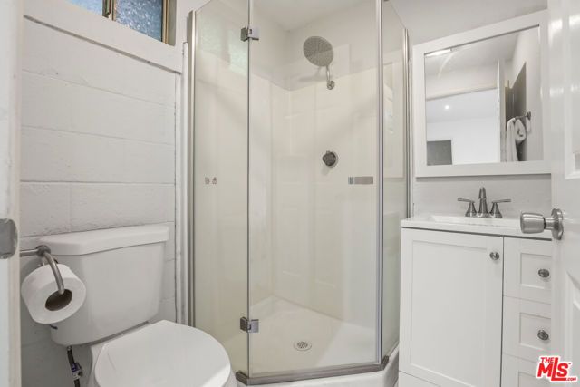 478 S Madison Avenue 2, Pasadena, CA 91101