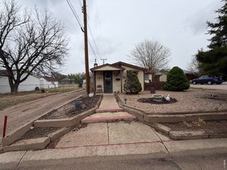 210 Sycamore St, Julesburg, CO 80737
