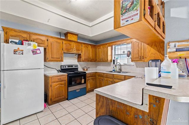 1819 Cristobal Drive, Edinburg, TX 78542