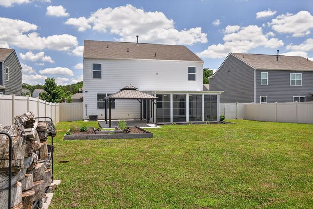 122 William Dylan Dr, Murfreesboro, TN 37129