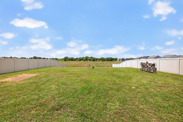 122 William Dylan Dr, Murfreesboro, TN 37129