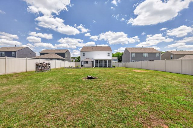 122 William Dylan Dr, Murfreesboro, TN 37129