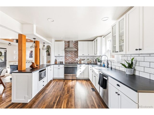 2102 Ridge Dr, Broomfield, CO 80020