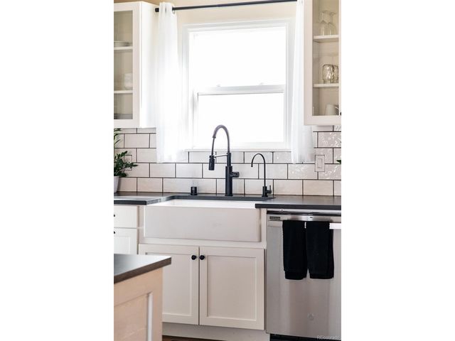 2102 Ridge Dr, Broomfield, CO 80020