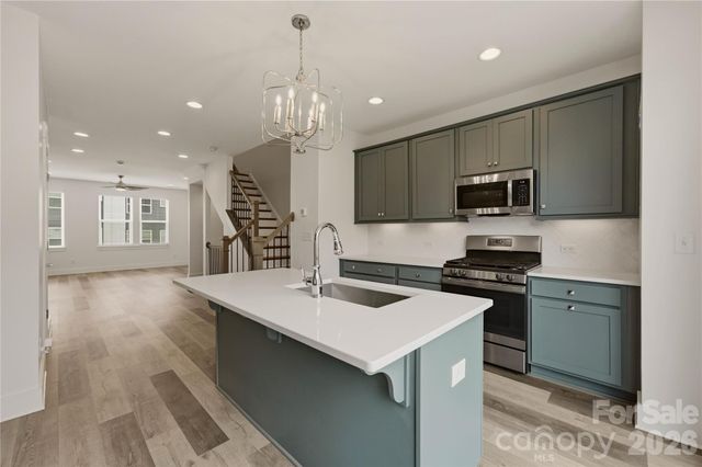 235 S Bruns Avenue, Charlotte, NC 28208
