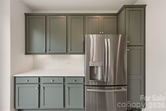 235 S Bruns Avenue, Charlotte, NC 28208