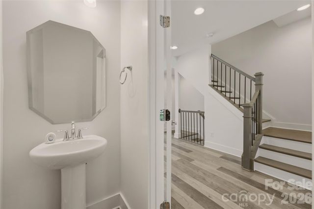 235 S Bruns Avenue, Charlotte, NC 28208