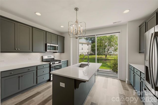 235 S Bruns Avenue, Charlotte, NC 28208