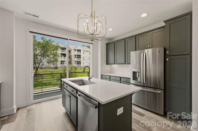 235 S Bruns Avenue, Charlotte, NC 28208