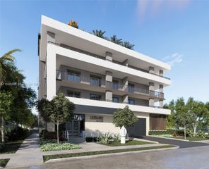 2455 Polk St, Hollywood, FL 33020