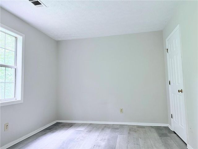 2535 Selman Dr, Duluth, GA 30096