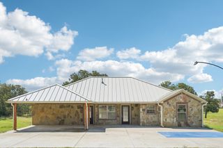 718 County Road 232, Collinsville, TX 76233
