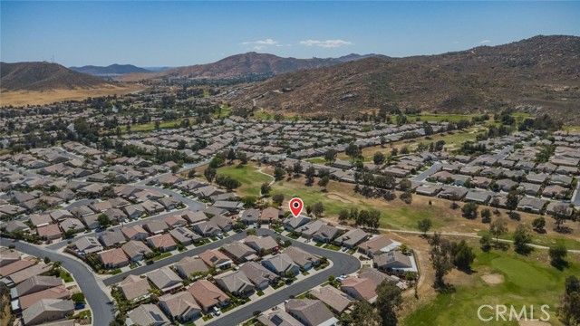 565 Pooley, Hemet, CA 92545