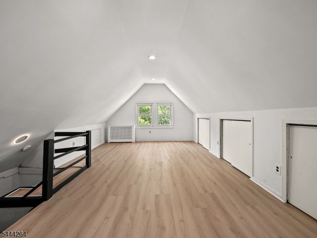 12 Clifford St, East Orange City, NJ 07018