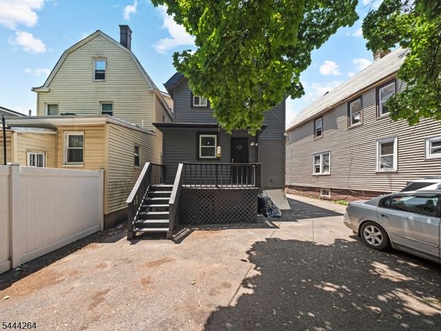 12 Clifford St, East Orange City, NJ 07018