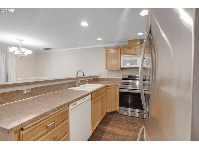 1816 Sw 6TH St, Battle Ground, WA 98604