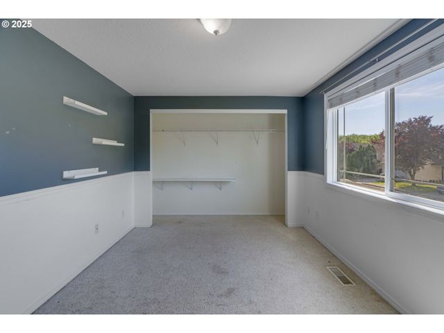 1816 Sw 6TH St, Battle Ground, WA 98604