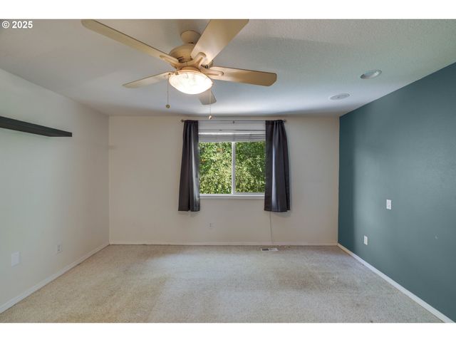 1816 Sw 6TH St, Battle Ground, WA 98604
