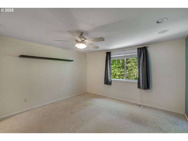 1816 Sw 6TH St, Battle Ground, WA 98604