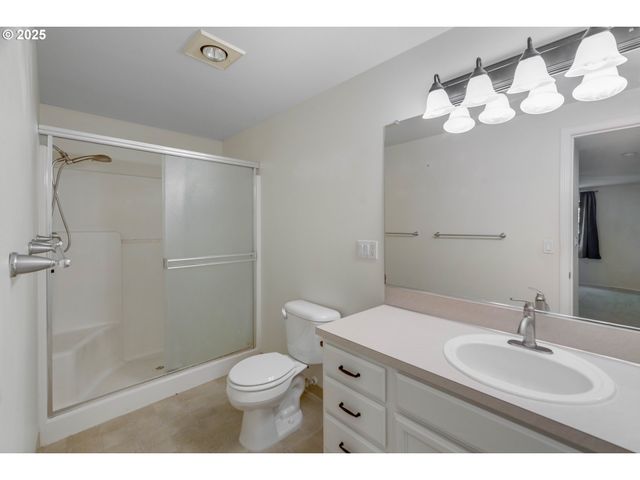 1816 Sw 6TH St, Battle Ground, WA 98604