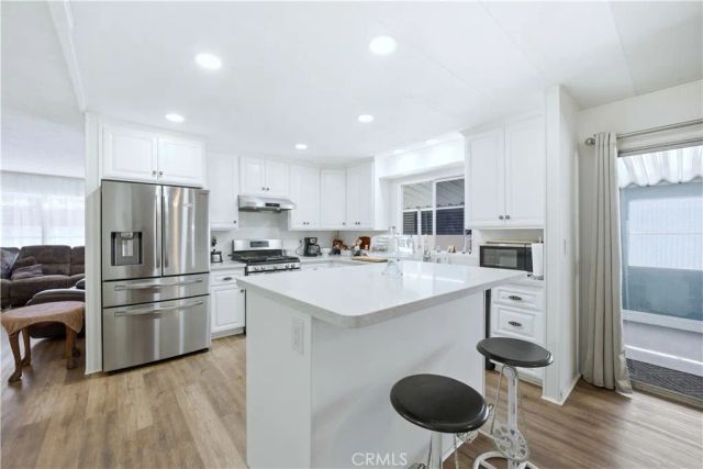 2201 Lake View, La Habra, CA 90631