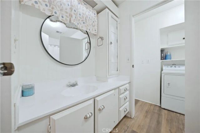 2201 Lake View, La Habra, CA 90631