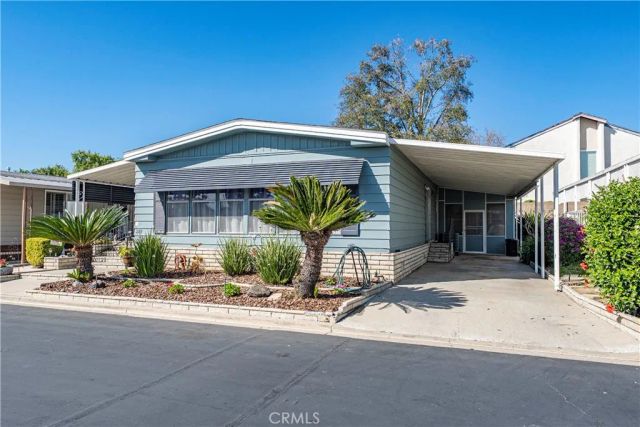 2201 Lake View, La Habra, CA 90631